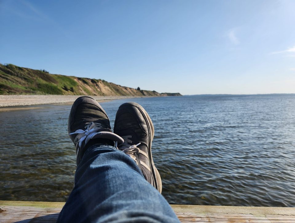 Hoe ik probeerde de oude wandelschoenen van mijn man te laten verdwijnen (en faalde)