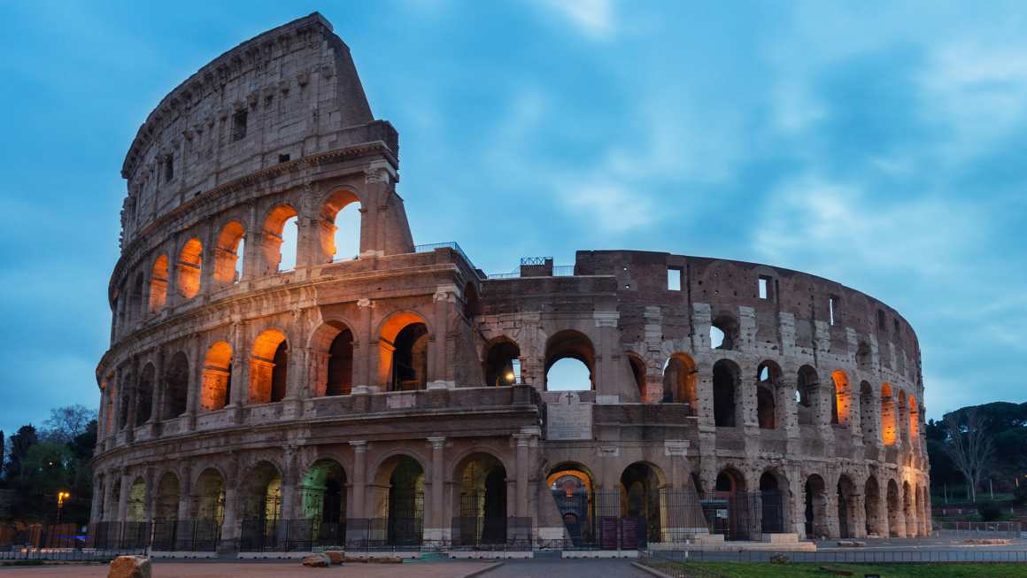Wandelen door historisch Rome