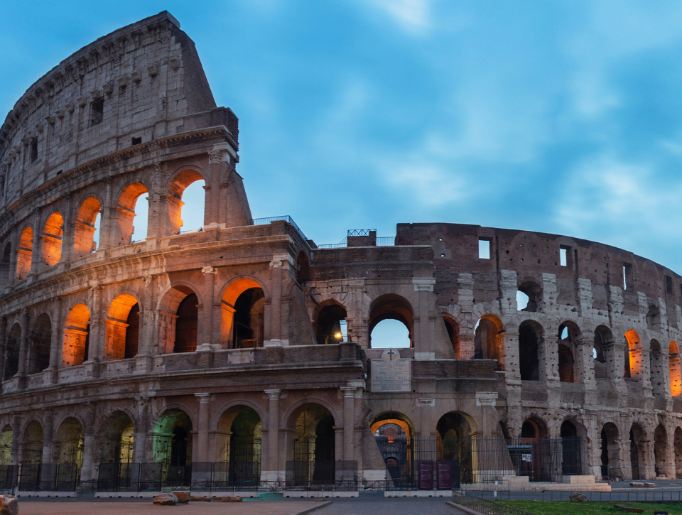 Wandelen door historisch Rome